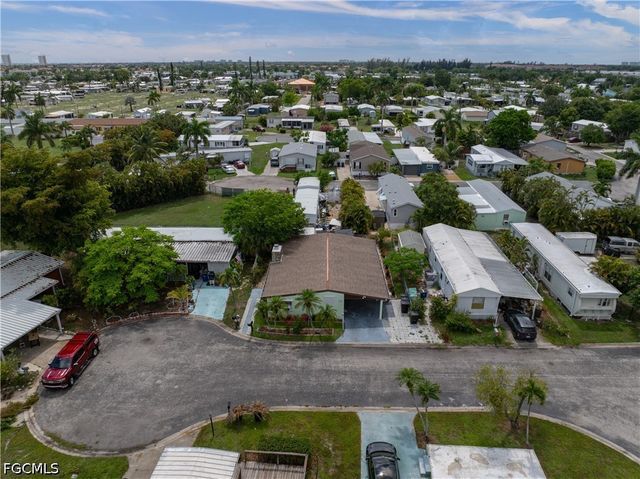16200 Cathy CT, Fort Myers, FL 33908