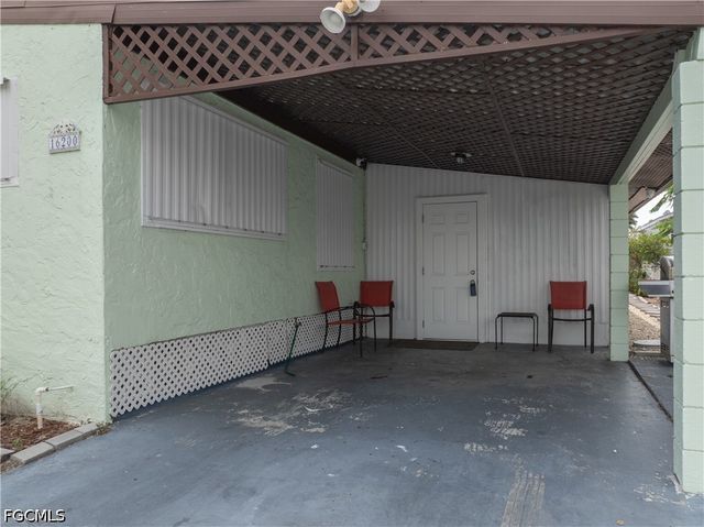 16200 Cathy CT, Fort Myers, FL 33908
