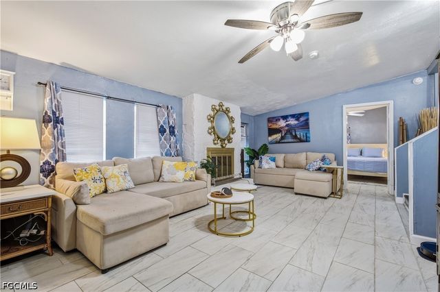 16200 Cathy CT, Fort Myers, FL 33908