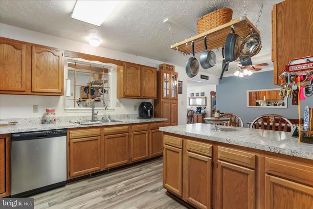 573 LEWIS ST, Front Royal, VA 22630