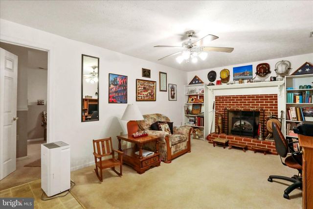 573 LEWIS ST, Front Royal, VA 22630