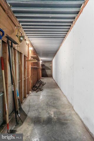 573 LEWIS ST, Front Royal, VA 22630