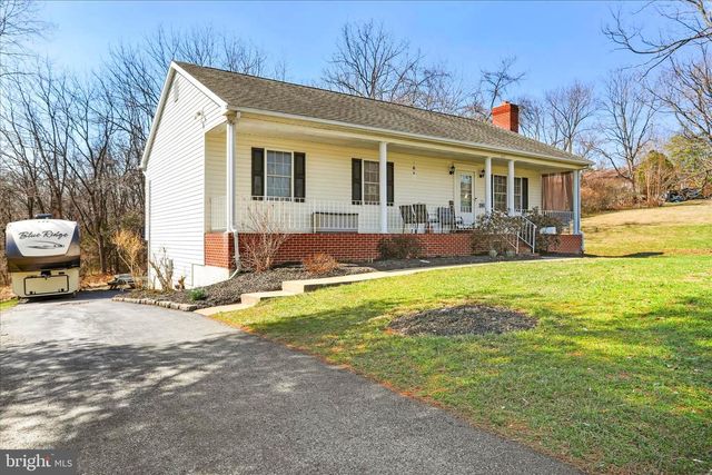 573 LEWIS ST, Front Royal, VA 22630