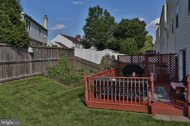 446 PLEASANT VALLEY DR, Conshohocken, PA 19428