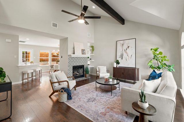 7911 Willet TRL, Austin, TX 78745