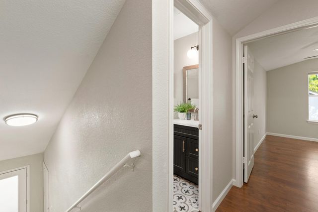 7911 Willet TRL, Austin, TX 78745