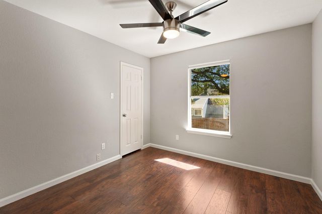 7911 Willet TRL, Austin, TX 78745