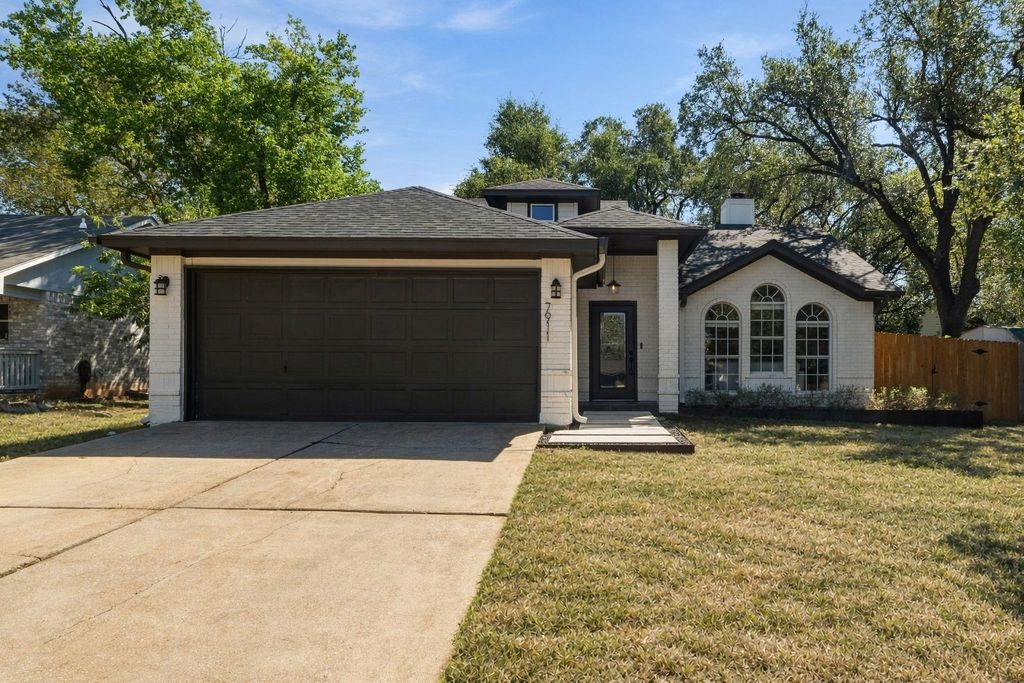 7911 Willet TRL, Austin, TX 78745