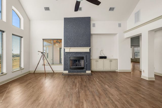 304 Palomino Drive, Lubbock, TX 79404