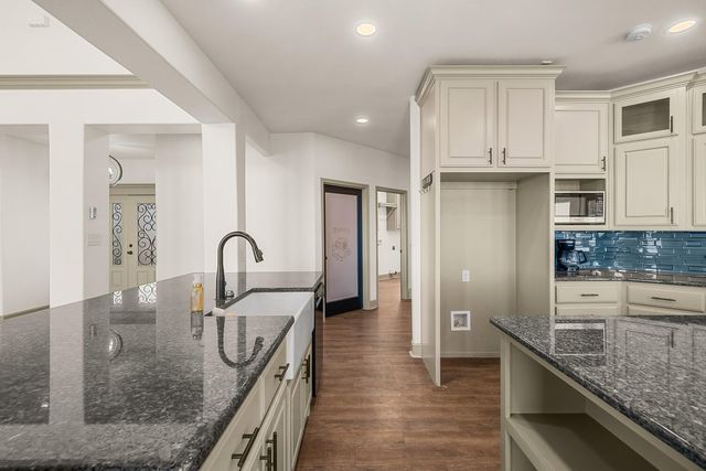 304 Palomino Drive, Lubbock, TX 79404