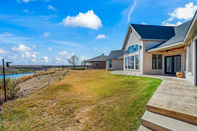 304 Palomino Drive, Lubbock, TX 79404