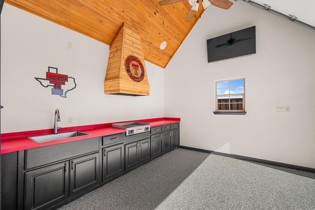 304 Palomino Drive, Lubbock, TX 79404