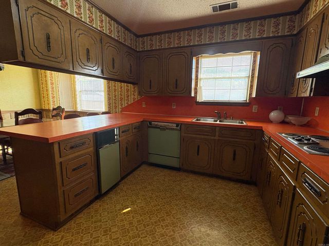 100 Stonewall Drive, Jacksonville, AR 72076