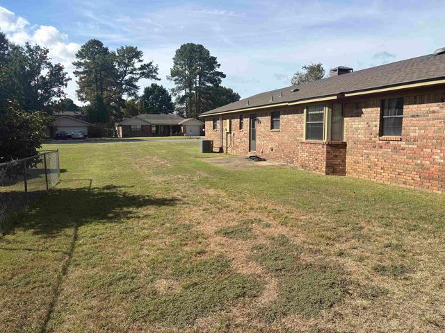 100 Stonewall Drive, Jacksonville, AR 72076