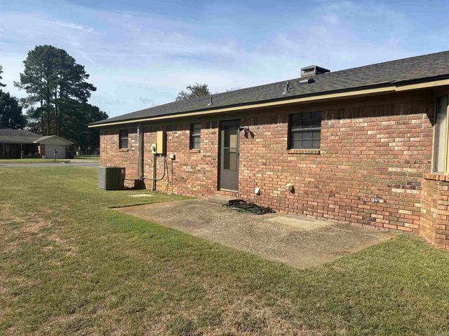 100 Stonewall Drive, Jacksonville, AR 72076