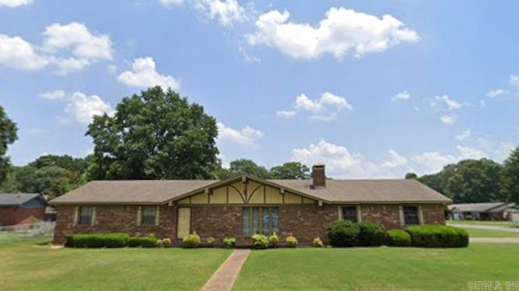 100 Stonewall Drive, Jacksonville, AR 72076