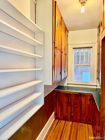 28 Sycamore Street, Windsor, CT 06095