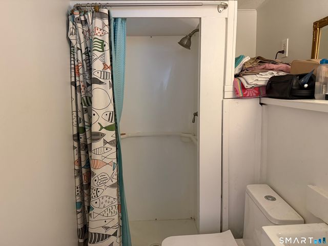 28 Sycamore Street, Windsor, CT 06095