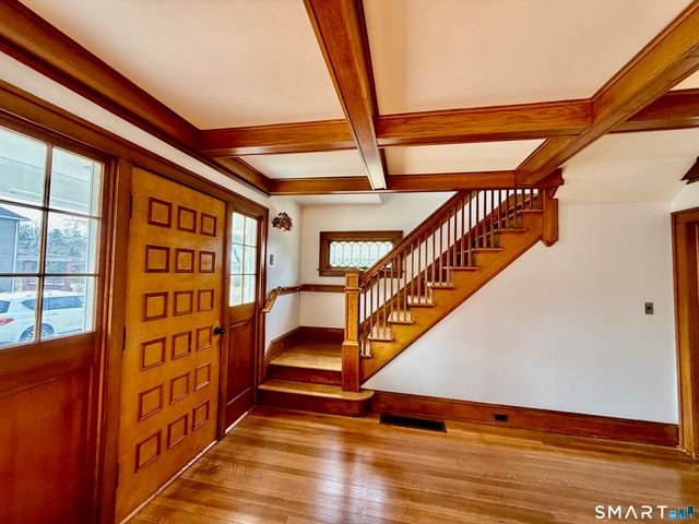 28 Sycamore Street, Windsor, CT 06095