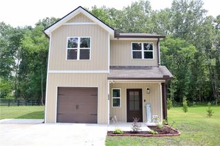106A Azalea Drive, Calhoun, GA 30701
