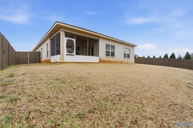 6576 Jacaranda Drive NW, Huntsville, AL 35806