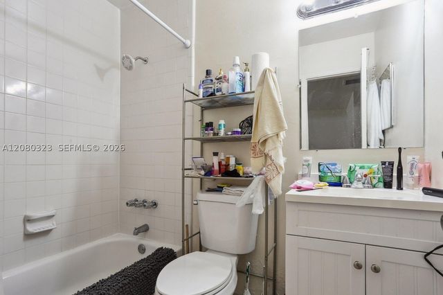 231 SW 8th Ct, Pompano Beach, FL 33060