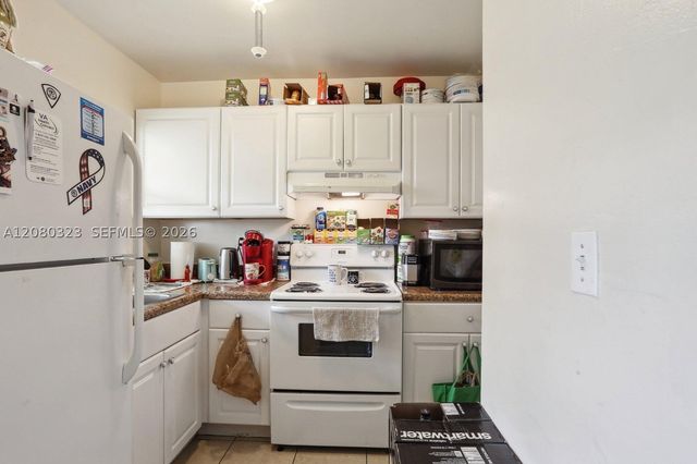 231 SW 8th Ct, Pompano Beach, FL 33060