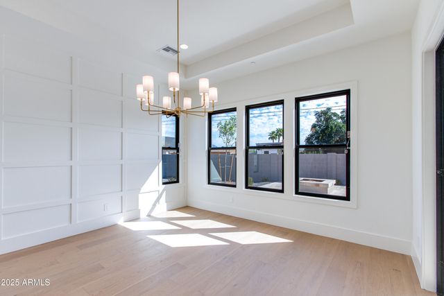 6249 E LARKSPUR Drive, Scottsdale, AZ 85254