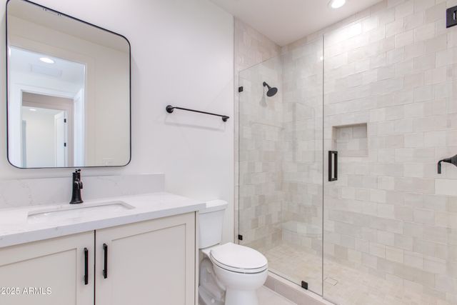 6249 E LARKSPUR Drive, Scottsdale, AZ 85254