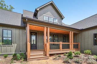 32 South View Drive, Burnsville, NC 28714