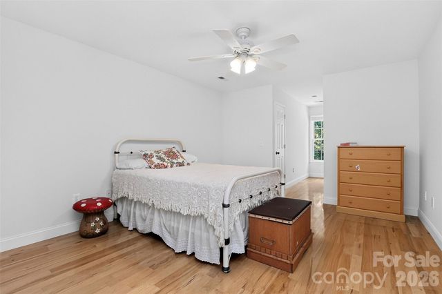4904 Steepleton Way, Charlotte, NC 28215