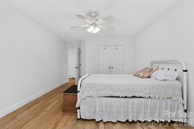 4904 Steepleton Way, Charlotte, NC 28215