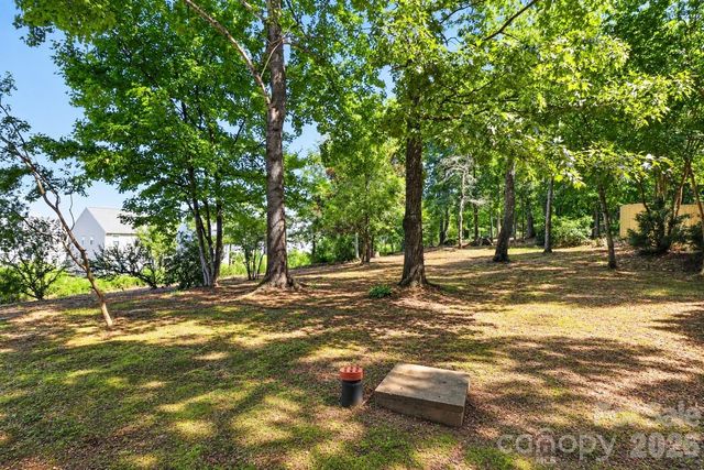 4904 Steepleton Way, Charlotte, NC 28215