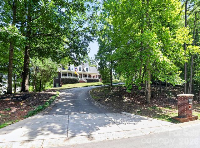4904 Steepleton Way, Charlotte, NC 28215