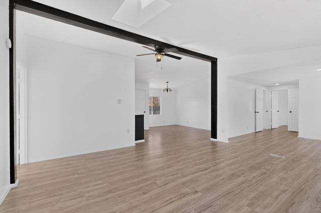 23 Lakeview Street, Los Lunas, NM 87031