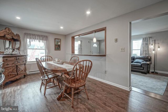 15 CHURCH ST, Pennsville, NJ 08070