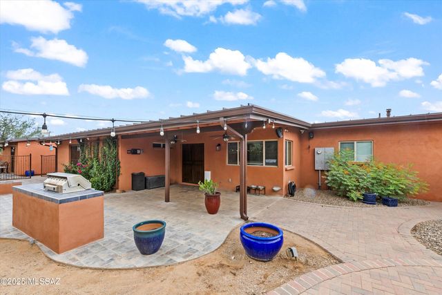 2241 N Colter Drive, Tucson, AZ 85715