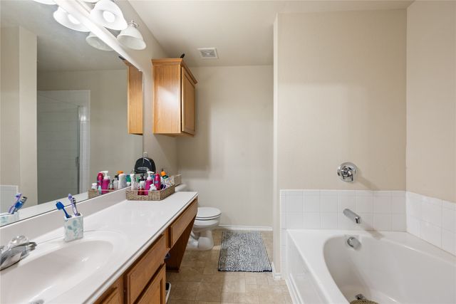 8613 King Ranch Drive, Cross Roads, TX 76227