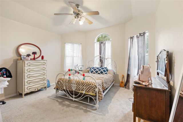 8613 King Ranch Drive, Cross Roads, TX 76227