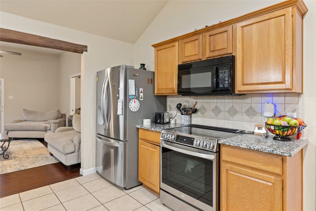 8613 King Ranch Drive, Cross Roads, TX 76227