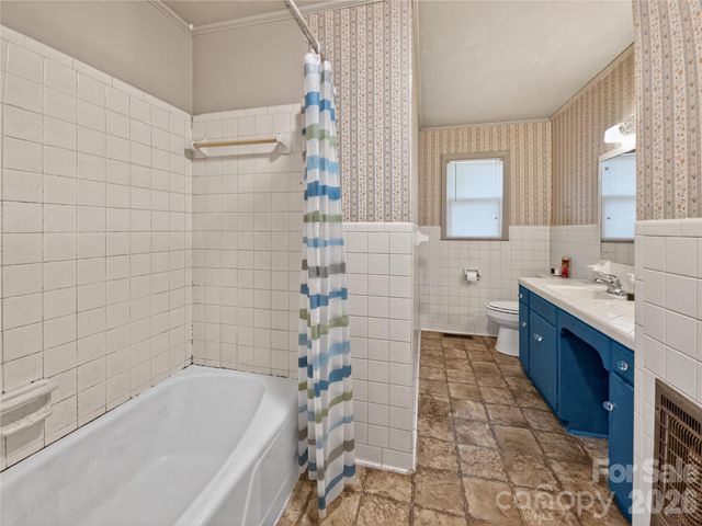 135 Hazelwood Drive, Forest City, NC 28043