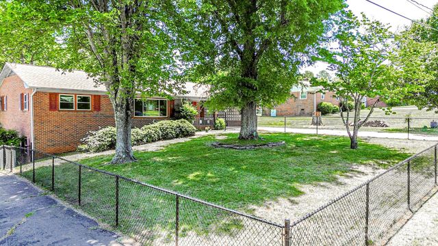 135 Hazelwood Drive, Forest City, NC 28043