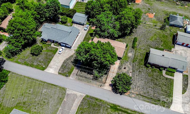 135 Hazelwood Drive, Forest City, NC 28043