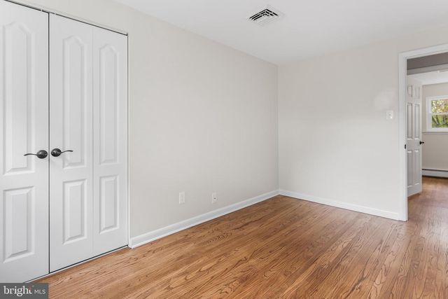 33 STIRLING WAY, Chadds Ford, PA 19317