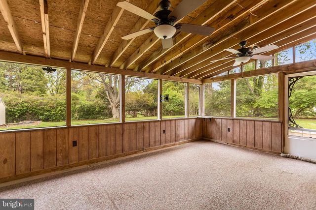 33 STIRLING WAY, Chadds Ford, PA 19317