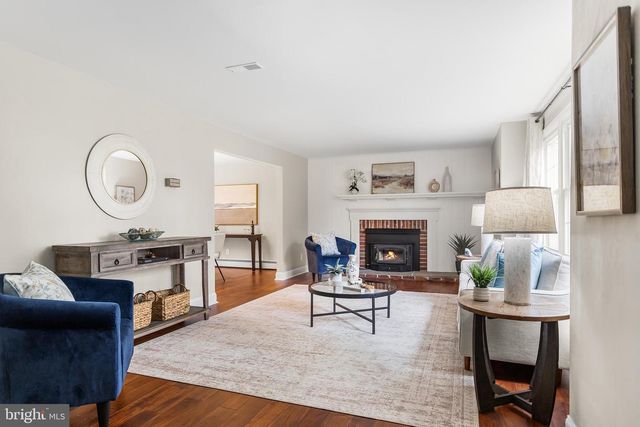 33 STIRLING WAY, Chadds Ford, PA 19317