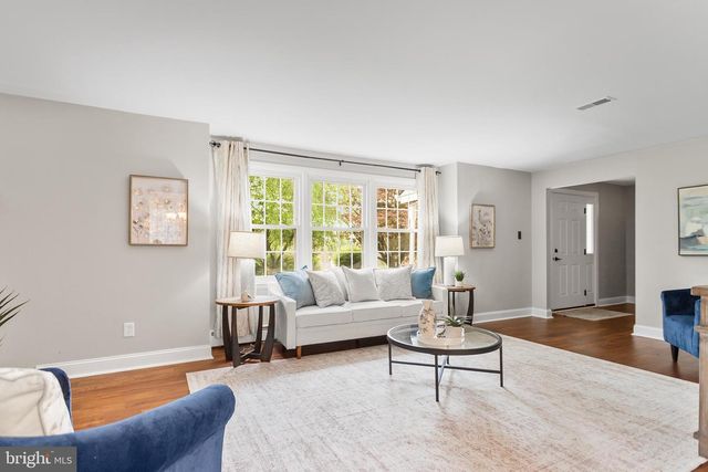 33 STIRLING WAY, Chadds Ford, PA 19317