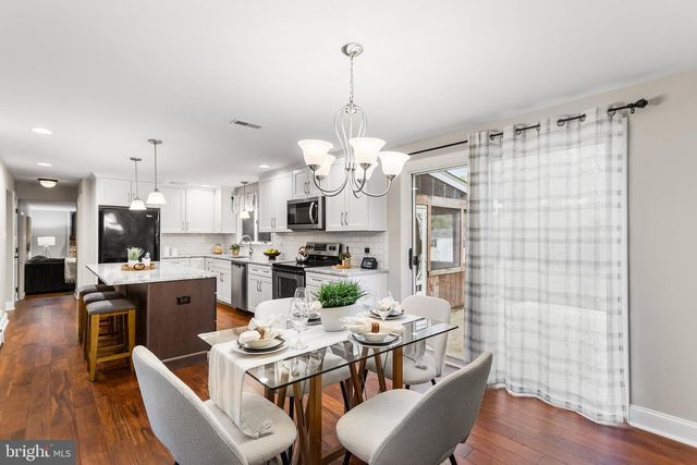 33 STIRLING WAY, Chadds Ford, PA 19317