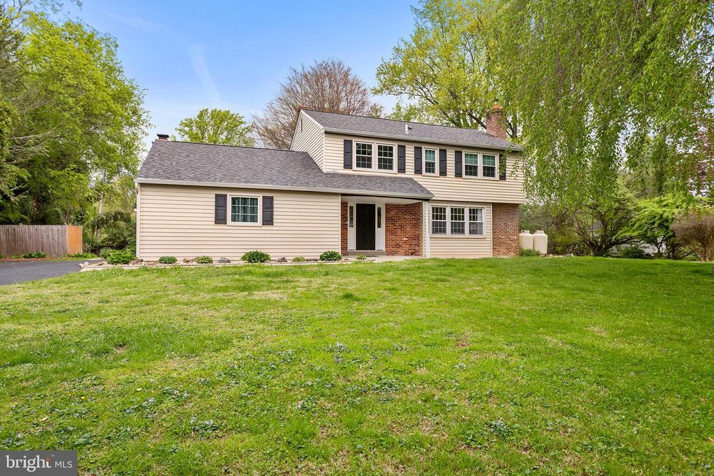 33 STIRLING WAY, Chadds Ford, PA 19317