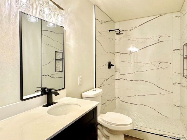 8468 Thunder Ridge Way 202, Highlands Ranch, CO 80126